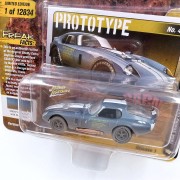 Johnny Lightning Shelby 1964 Cobra Daytona Coupe 1:64 przód detal