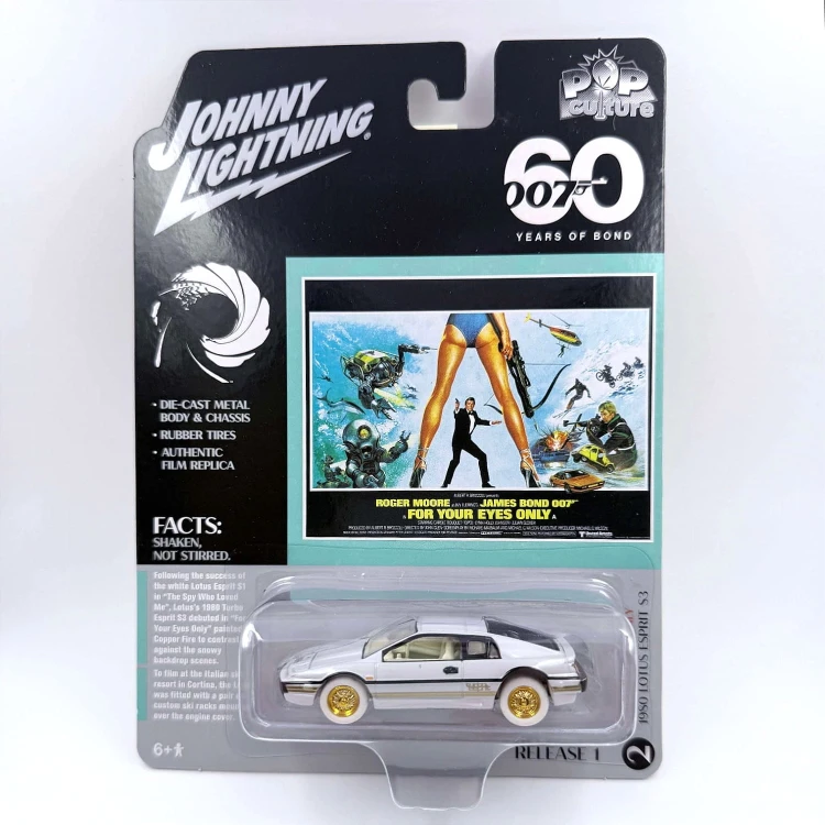 Johnny Lightning CHASE Lotus 1980 Esprit S3 60 Years of Bond 1:64 przód