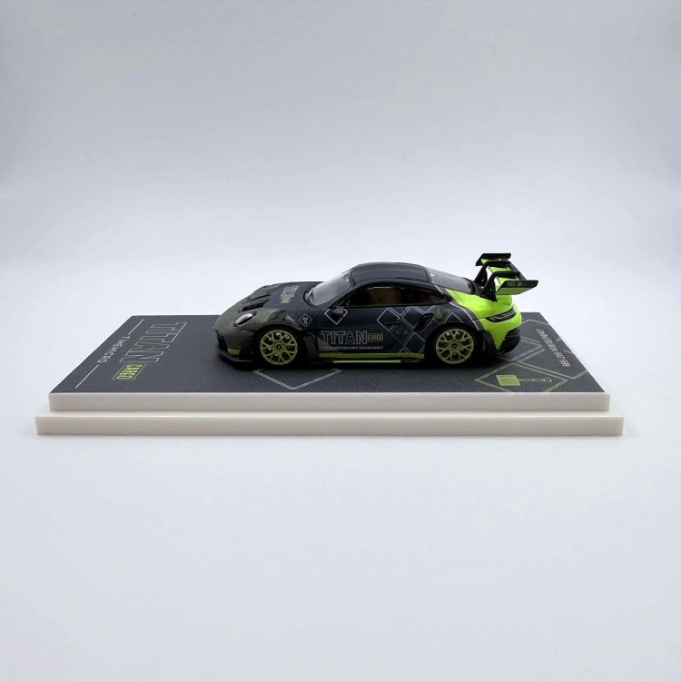 Time Micro Porsche 992 GT3 RS Titan 1:64 bok