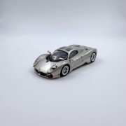 CCA Modern DREAM Pagani Utopia Licencjonowany 1:64 przód detale