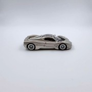 CCA Modern DREAM Pagani Utopia Licencjonowany 1:64 bok