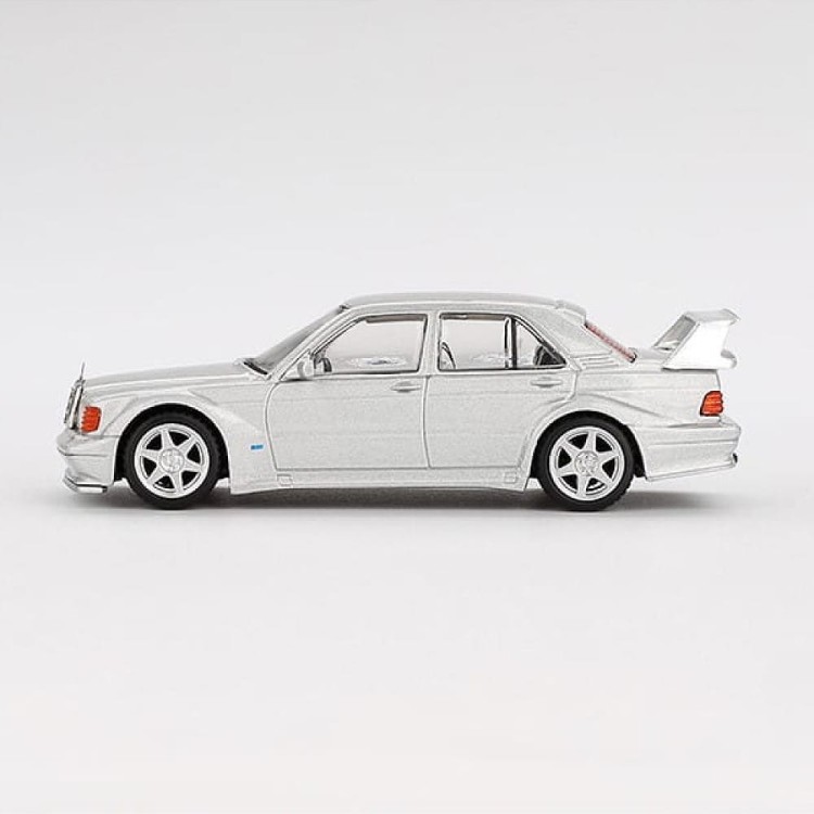 Mini GT Mercedes-Benz 190E 2,5-16 EVO 2 - 1989, astral silver 1:64 bok