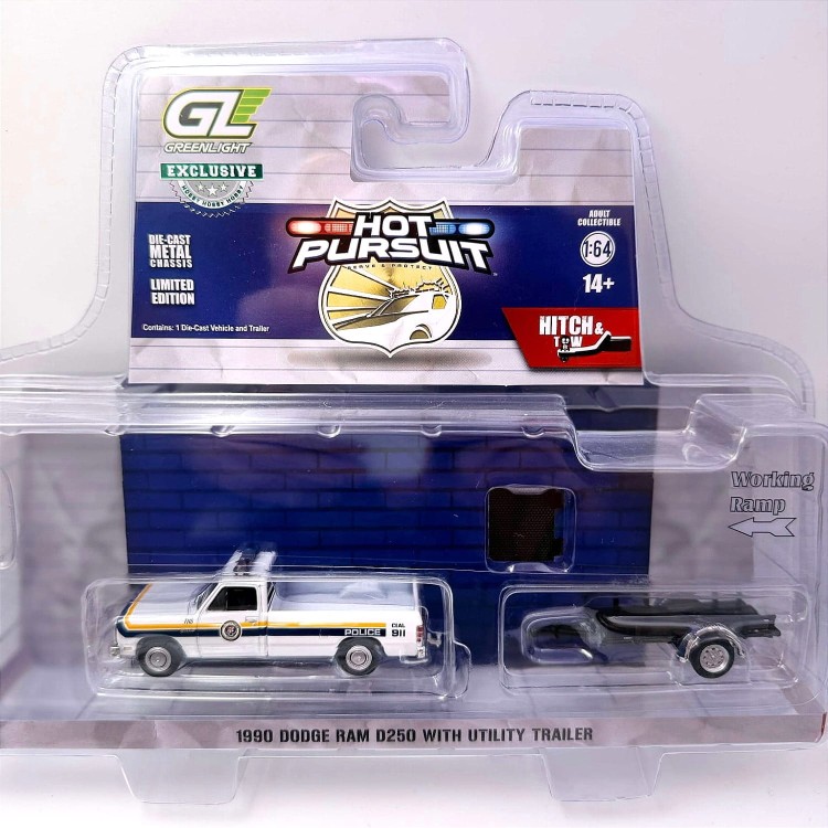 Greenlight Dodge Ram D-250 1990 With Utility Trailer 1:64 przód