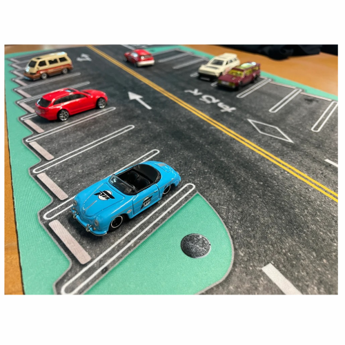 TurboPads Mata Tokyo parking 1:64 detal przód