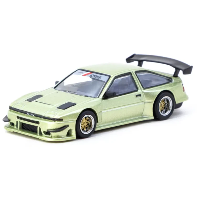 Tarmac Works Toyota Sprinter Trueno AE86 Widebody Green - Designed by Jon Sibal 1:64 przód