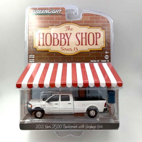 Greenlight Dodge 2021 Ram 2500 Tradesman with Garbage Bin 1:64 przód