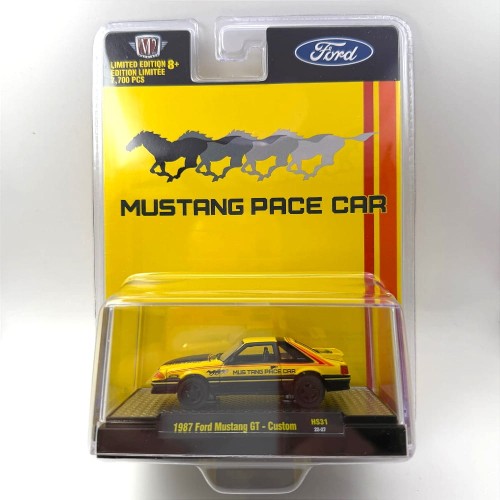 M2 Machines Ford 1987 Mustang GT Custom 1:64 przód
