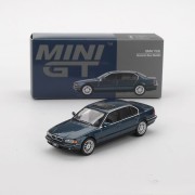Mini GT BMW (E38) 750IL - Sorrento Blue Metallic 1:64 box