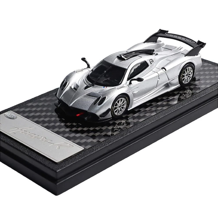 LCD Model PAGANI HUAYRA R SILVER 1:64 przód