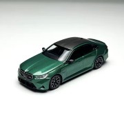 Mini GT BMW M5 Isle of Man Green Metallic - 1:64 przód