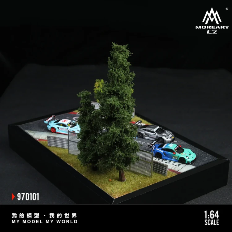 MoreArt Diorama Scena Tor wyścigowy Nürburgring O1 1:64 bok