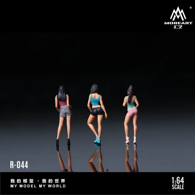 MoreArt Figurki Beautiful Girl Doll Set 1:64 tył