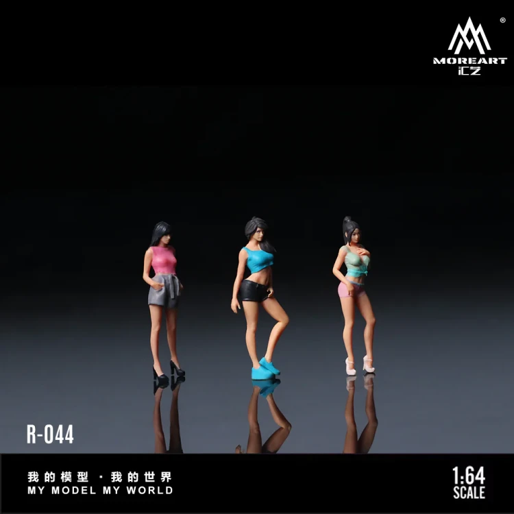 MoreArt Figurki Beautiful Girl Doll Set 1:64 detal 2