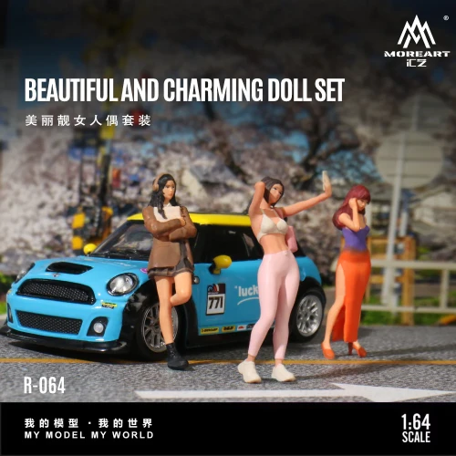 MoreArt Figurki Beautiful and Charming Doll Set. 1:64 bok