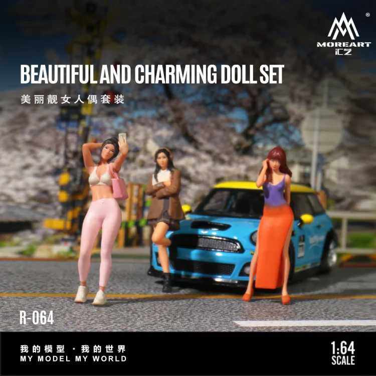 MoreArt Figurki Beautiful and Charming Doll Set. 1:64 przód