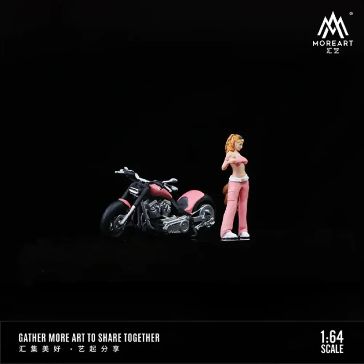 MoreArt Little Girl Motorcycle Doll Set 1:64 resin przód detal