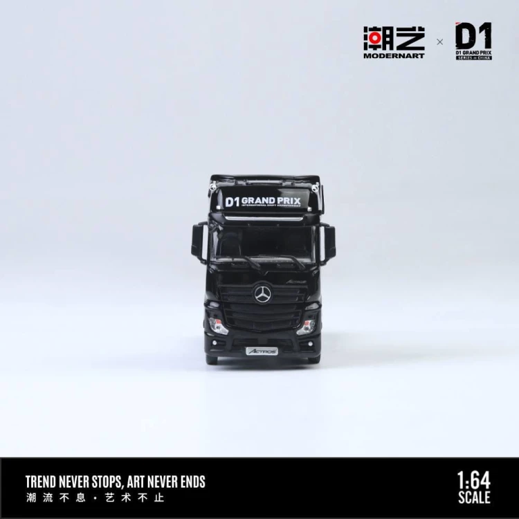 ModernArt X Perka D1 GRAND PRIX Mercedes Actros Container Truck 1:64 przód detal