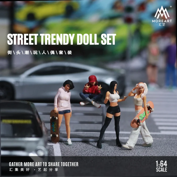 MoreArt Figurki Street Trendy Doll Set 1:64 bok scena 2