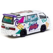 Tarmac Works Toyota Hiace Wagon Custom Coca-Cola Delivery Van 1:64 tył