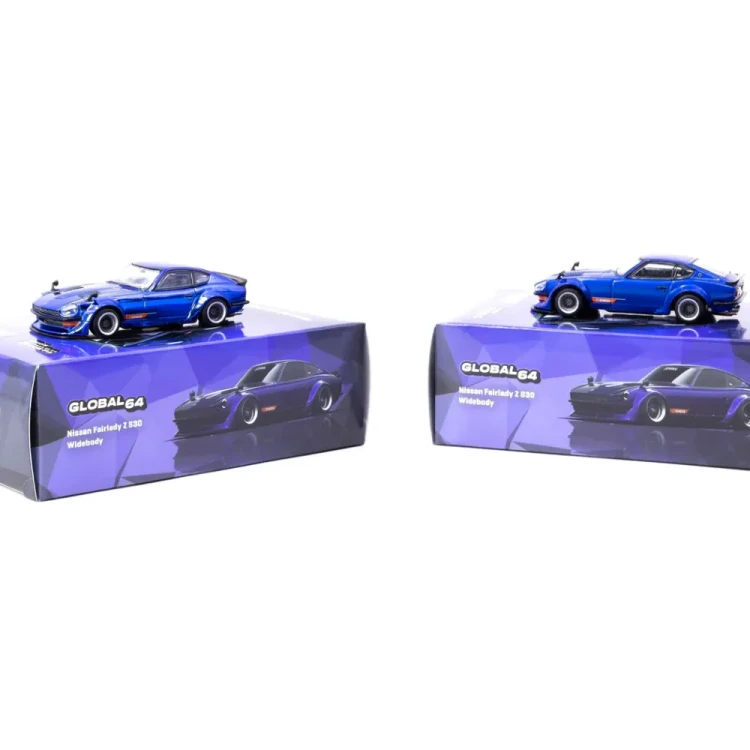 Tarmac Works Nissan Fairlady Z S30 Widebody Blue - Designed by Jon Sibal 1:64 boxy