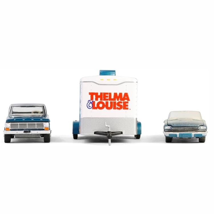 Greenlight 1967 Ford F-250 &amp; 1966 Ford Thunderbird convertible - trailer 1:64 przód detal