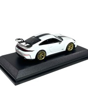 Minichamps64 Porsche 911 992 GT3 White 1:64 bok