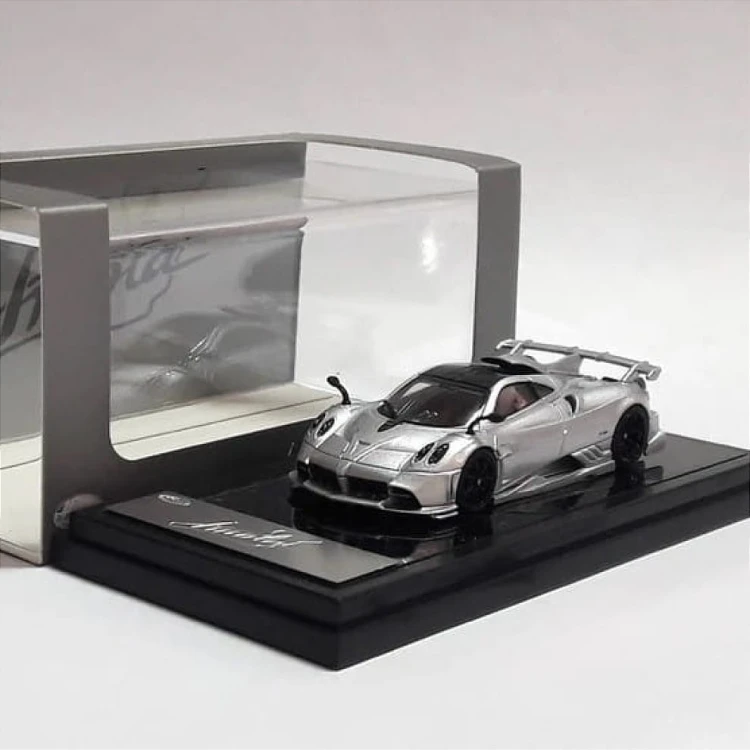 LCD Models Pagani Imola Coupe Silver 1:64 box 1