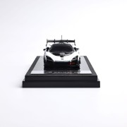 LCD Models McLaren Senna GTR White 1:64 przód