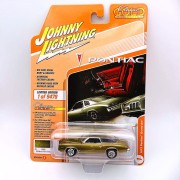 Johnny Lightning Pontiac 1973 Grand AM Golden Poly 1:64 przód