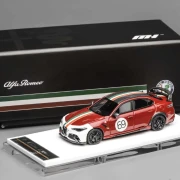 Motorhelix Alfa Romeo Giulia GTAm Rosso GTA red #69 resin MH64009RI 1:64 box