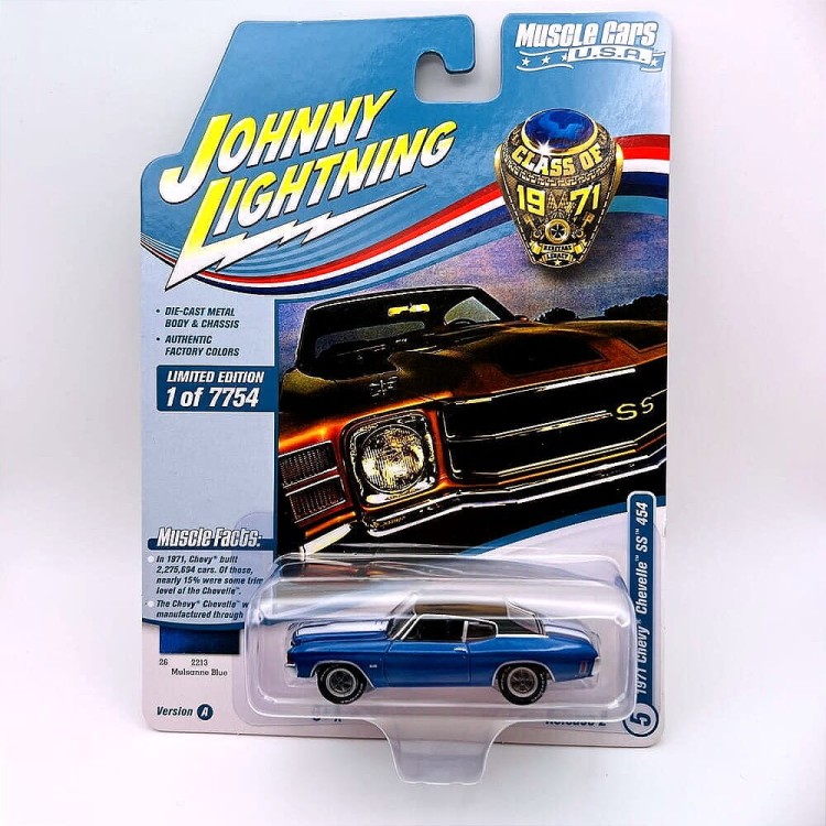 Johnny Lightning Chevy Chevelle 1971 SS 454 Niebieski 1:64 przód