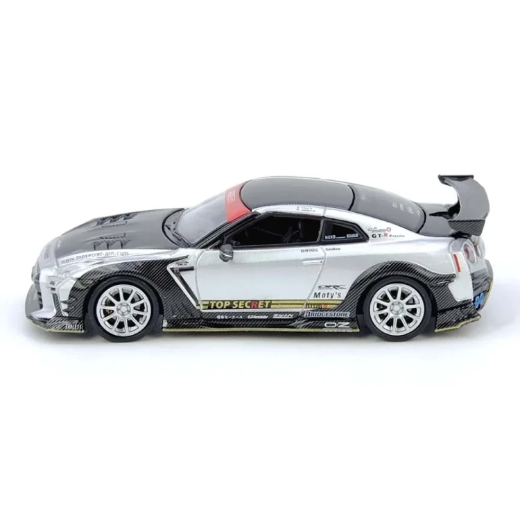 INNO64 Nissan GT-R R35 Top Secret Silver 2025 Tokyo Auto Salon Hong Kong 1:64 bok