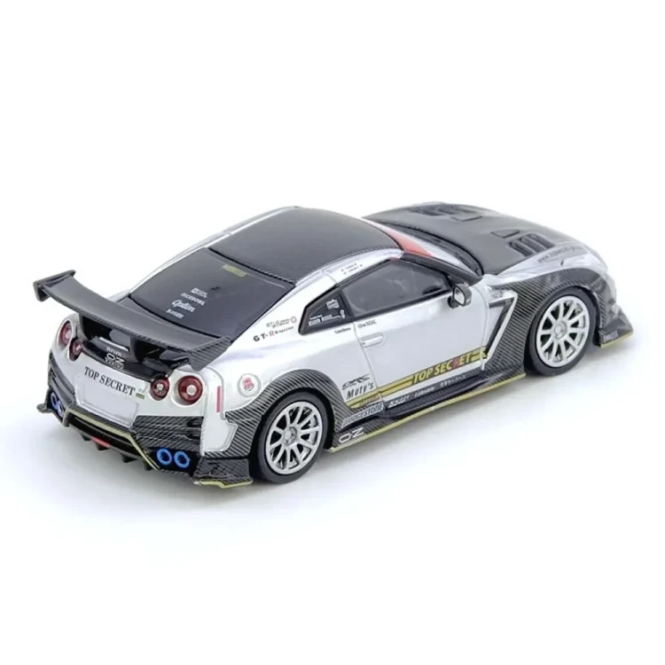 INNO64 Nissan GT-R R35 Top Secret Silver 2025 Tokyo Auto Salon Hong Kong 1:64 tył
