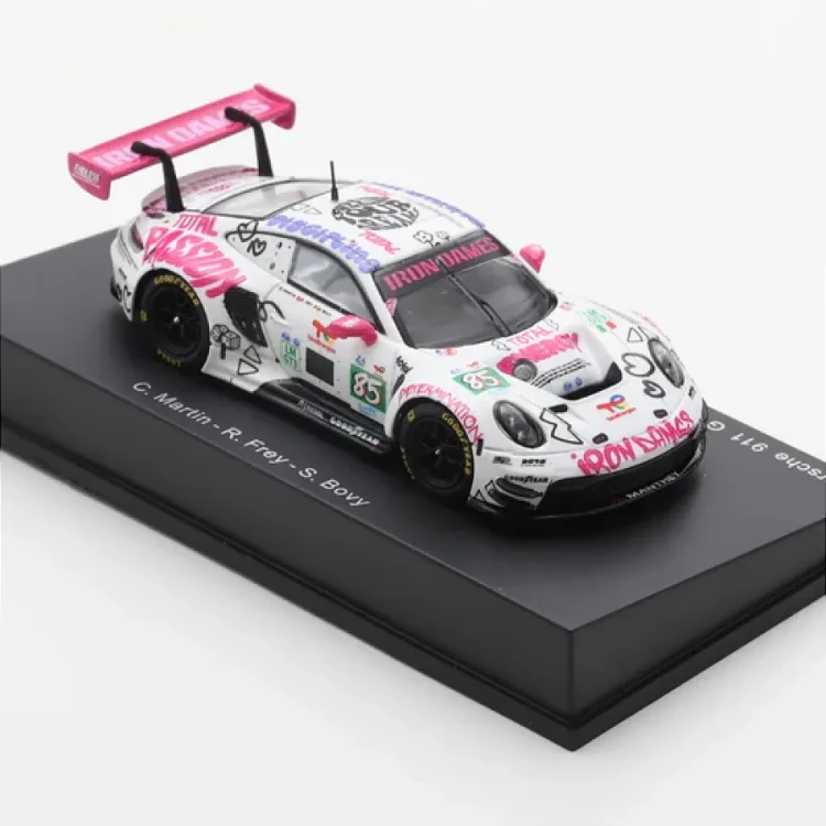 Spark Porsche 911 GT3 R LMGT3 No.85 IRON DAMES Le Mans 24H 2025 C. Martin - R. Frey - S. Bovy 1:64 przód