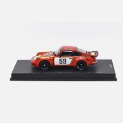 Spark Porsche 911 Carrera RSR - 24h Le Mans 1975 Gelo Racing Team - Schenken / Ganley # 59 1:64 bok