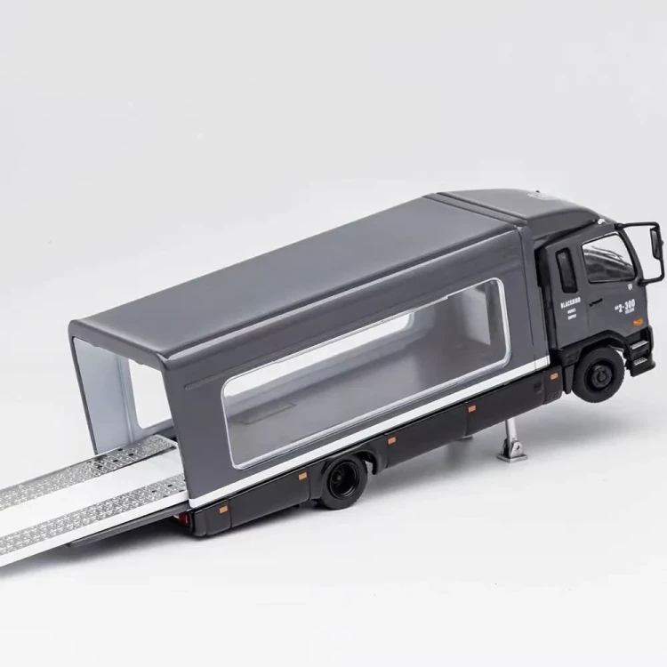 GCD 2017 Mitsubishi Fuso Fighter “BLACK BIRD” Hauler Truck 1:64 tył