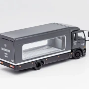 GCD 2017 Mitsubishi Fuso Fighter “BLACK BIRD” Hauler Truck 1:64 bok detal