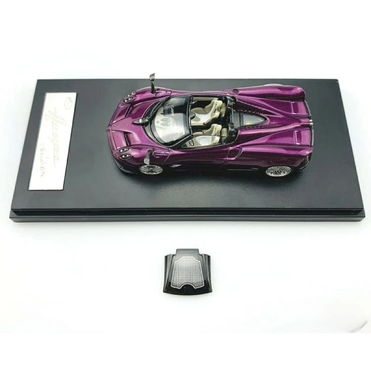 LCD Models Pagani Huayra Roadster 2018 Purple 1:64 góra