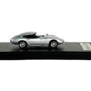 LCD Models Toyota 2000 GT Silver 1:64 bok