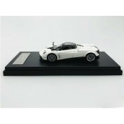 LCD Models Pagani Huayra Roadster 2018 White 1:64 bok