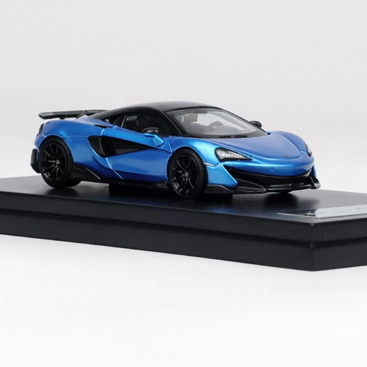 LCD Models Mclaren 600LT ICE BLUE 1:64 przód detal
