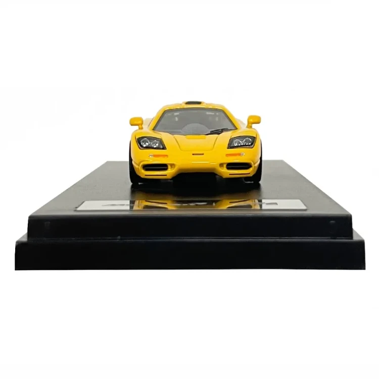 LCD Models Mclaren F1 YELLOW 1:64 przód