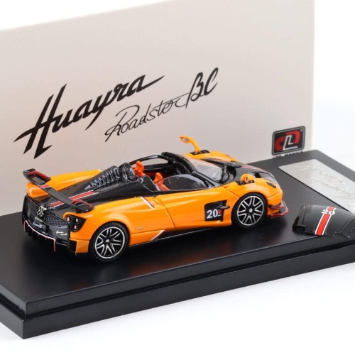 LCD Models Pagani Huayra BC #20 orange/ Carbon 1:64 tył