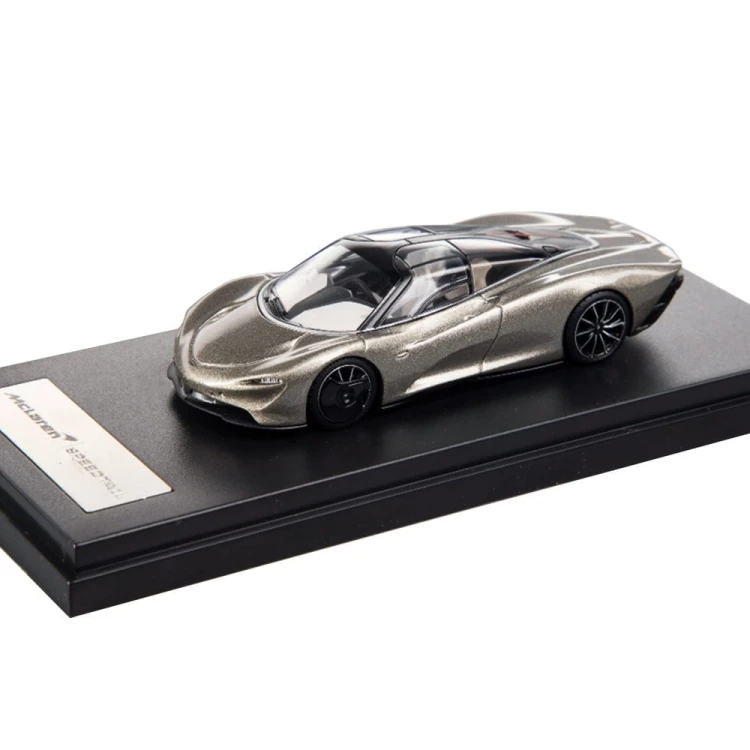 LCD Models McLAREN SPEEDTAIL GOLD 1:64 przód
