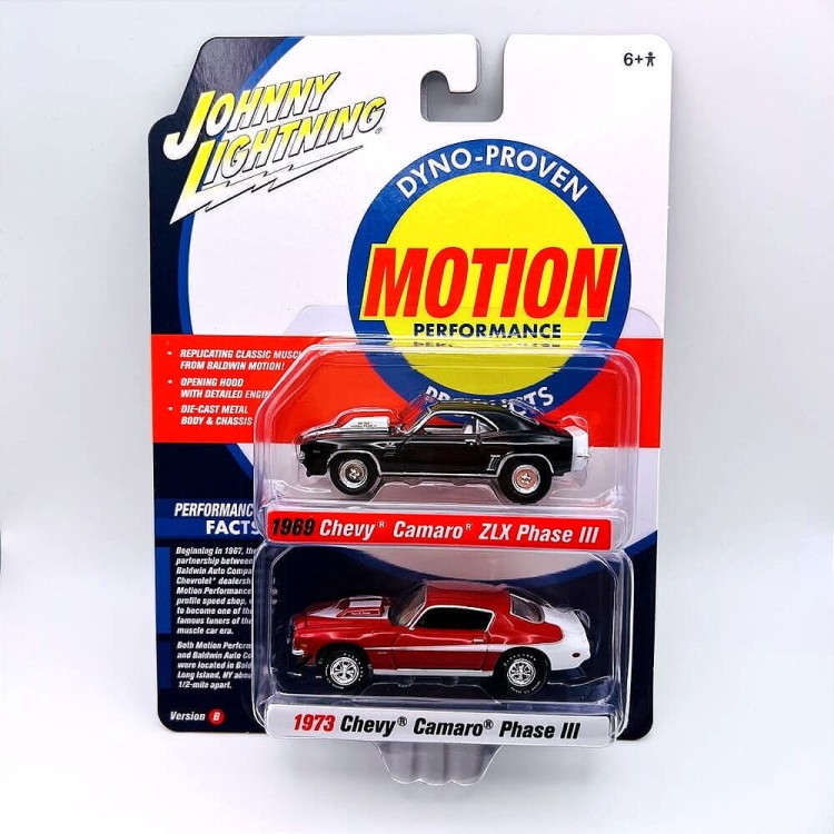 Johnny Lightning Chevy Camaro 1969/1973 Phase III Black Red 1:64 przód