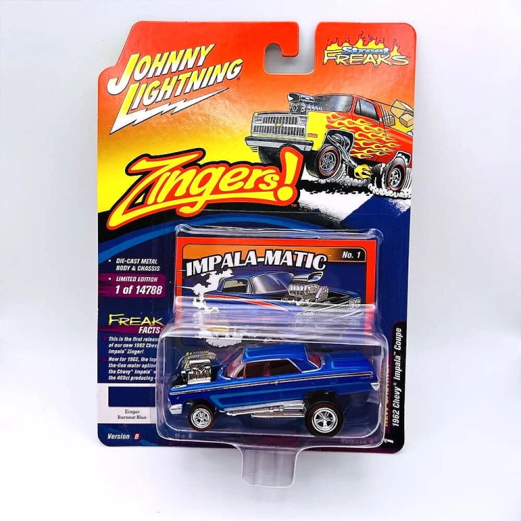 Johnny Lightning Chevy 1962 Impala Copue Zinger Blue 1:64 przód