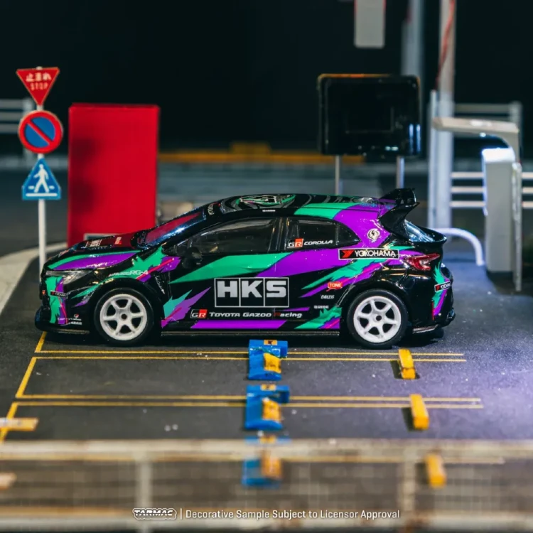 Tarmac Works Toyota GR Corolla HKS 1:64 bok