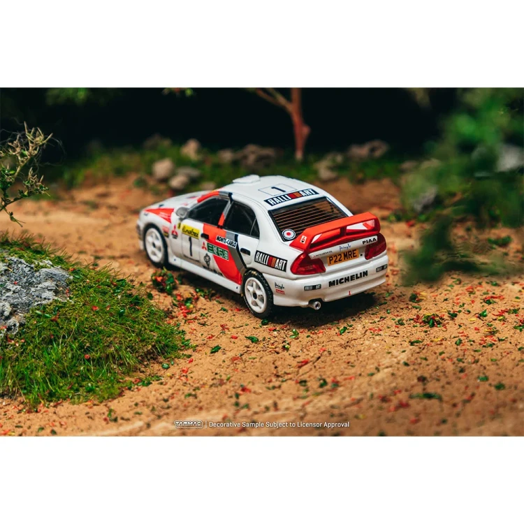 Tarmac Works  Mitsubishi Lancer Evolution IV Rallye Monte-Carlo 1:64 box scena tył