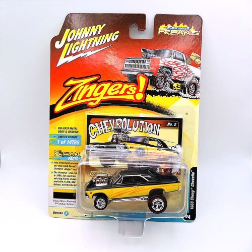 Johnny Lightning Chevy 1966 Chevelle Zinger Black Yellow 1:64 przód