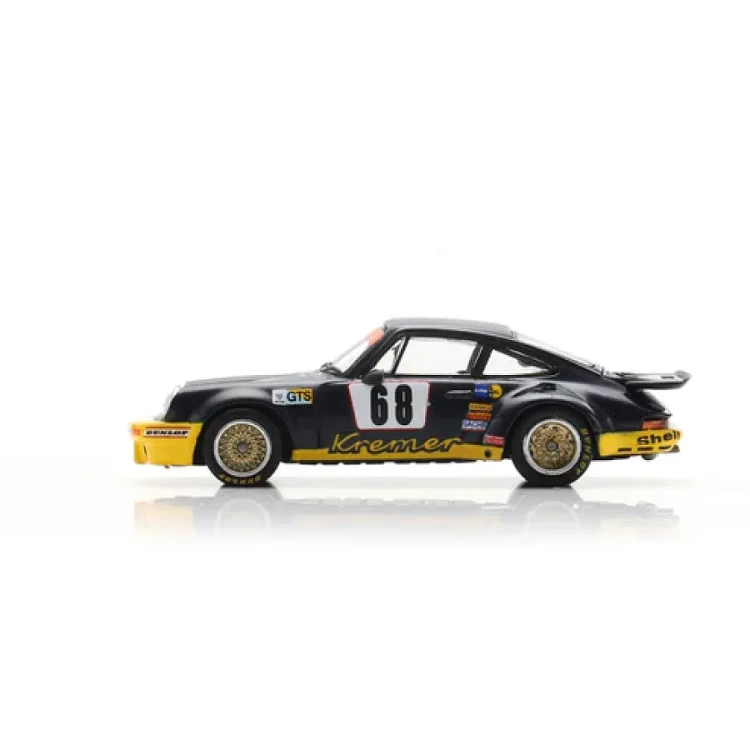 Spark Porsche 911 Carrera RSR 3.0 No.68 24H Le Mans 1974 1:64 bok